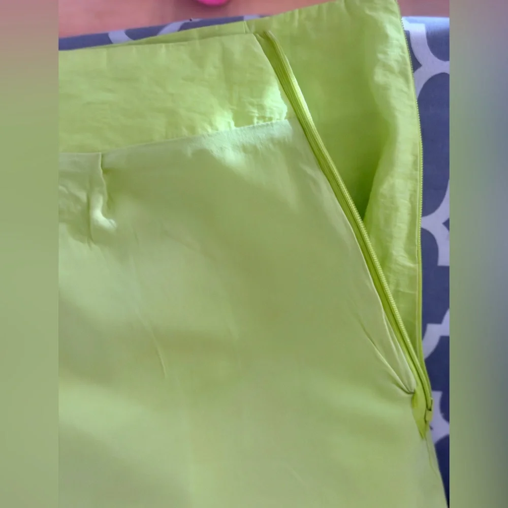 Nocturne | euc size 38 | neon Yellow green Mini Skirt. Retro, see description